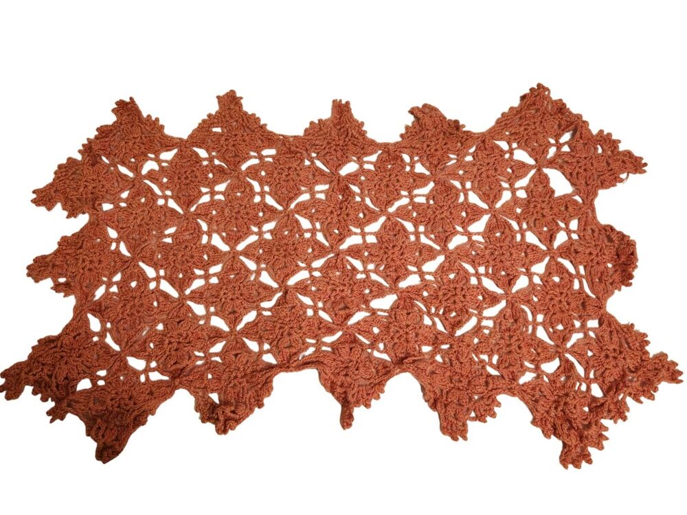 VTG Crochet XL 24" Mauve Pink Table Runner Dresser Scarf Vanity Cottage Grandma